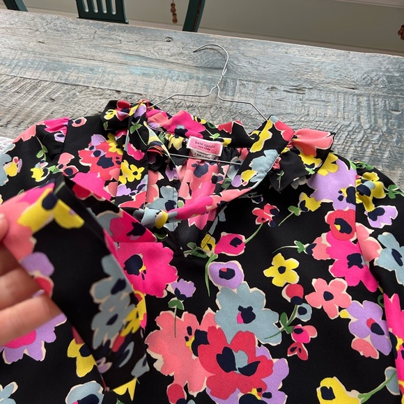 Kate Spade New York Women V Neck Tie Blouse Small, Ruffle Color Black Colorful - Picture 6 of 9